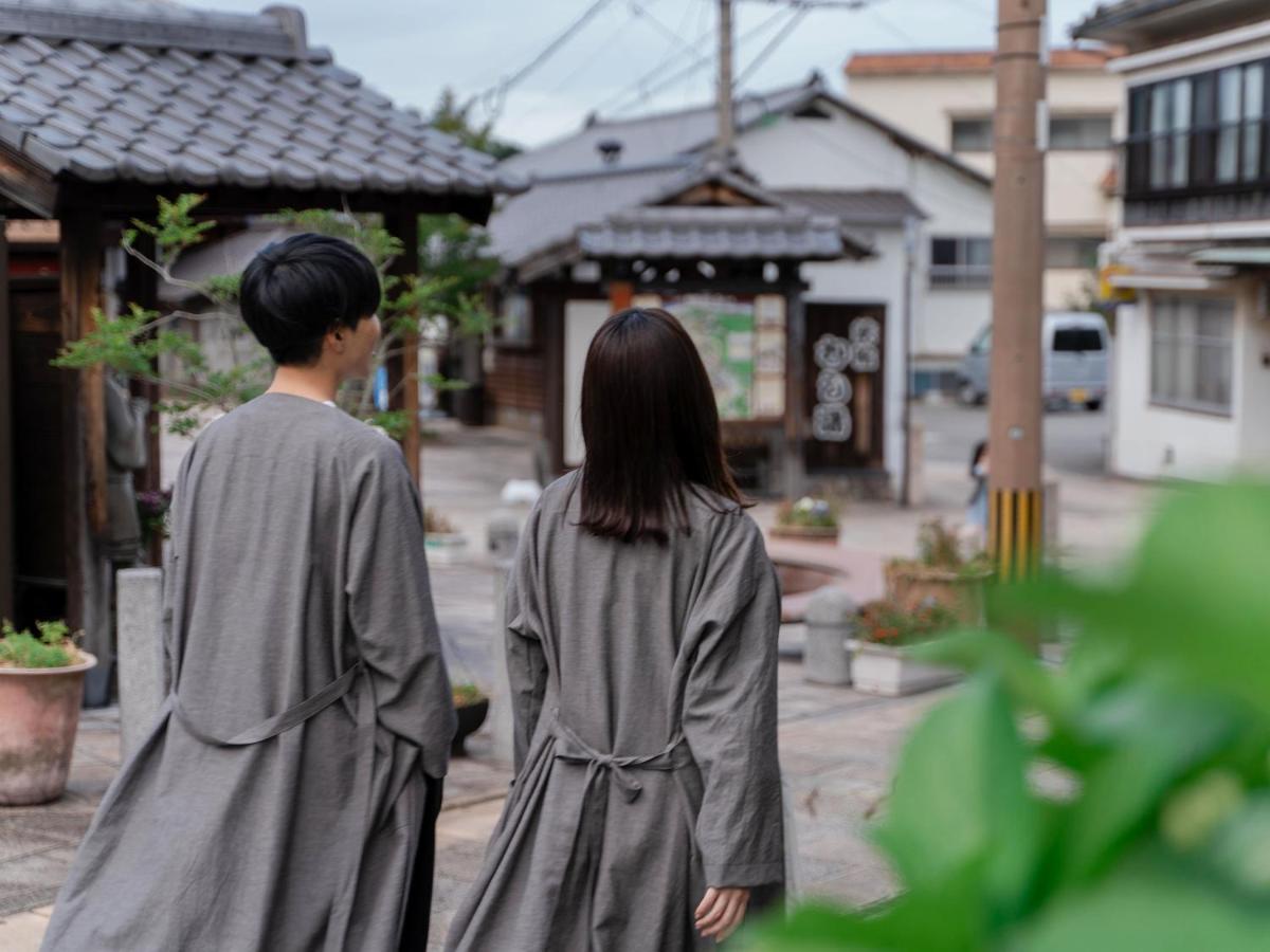 別府ホテル塒 Beppu Hotel Negura Bagian luar foto